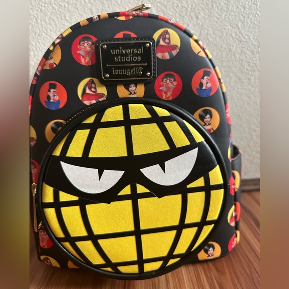 NWT Universal Studios Loungefly Despicable Me Minions Villioncon Backpack - Picture 3 of 5